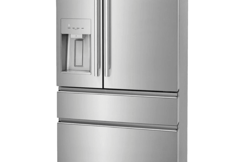 Counter-Depth French Door Refrigerator with Flexible Organization